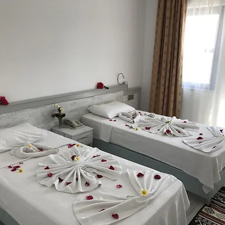 Aymes Otel 3*